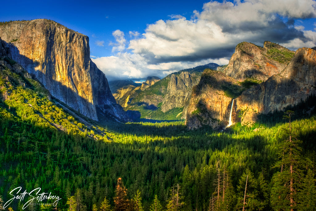 Tunnel View